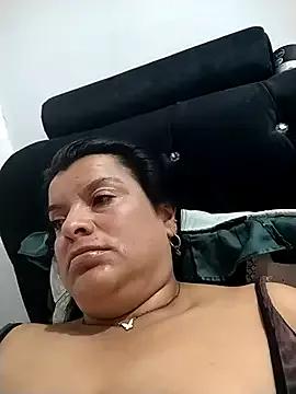 Hanna_Kieran from StripChat
