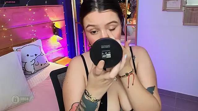 hanna_kimura from StripChat