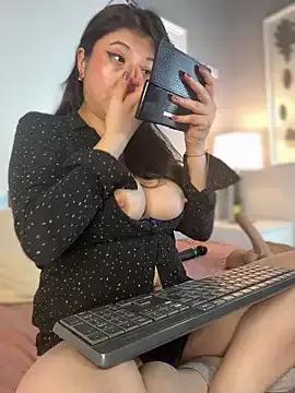 hannaasweet from StripChat