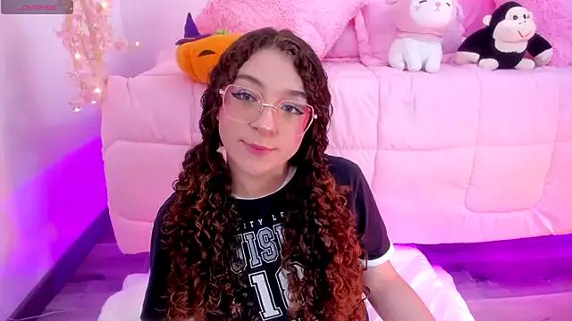 hannacutegod from StripChat