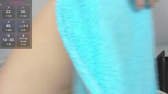 HannaGray22 from StripChat