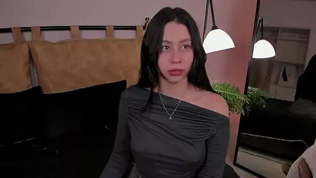 hannah_brady from StripChat