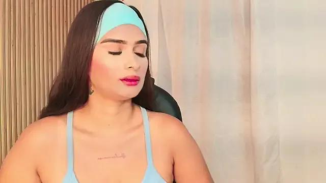 Hannah_Brookss1 from StripChat