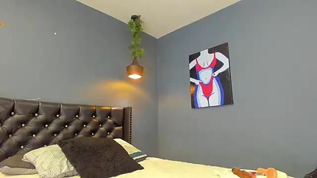 Hannah_Miller__ from StripChat