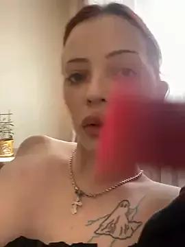 Discover our girls online shows and discover the company of countless livestreamers, with stunning shapes, sex toys and more.