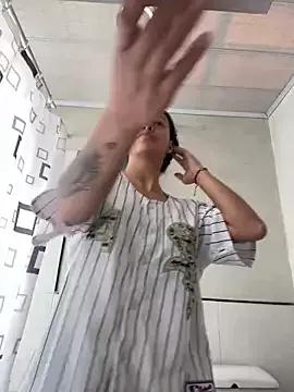 hannahb-e from StripChat