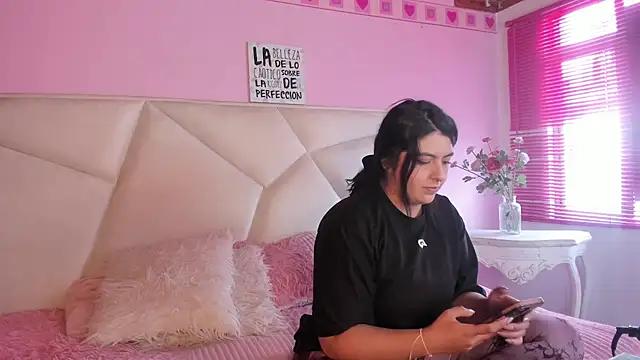 HannahCarter from StripChat