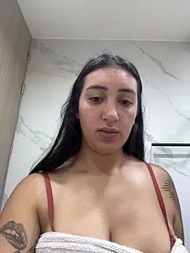 Hannahoff from StripChat