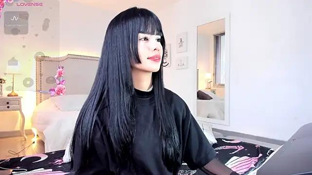 HannaKim from StripChat