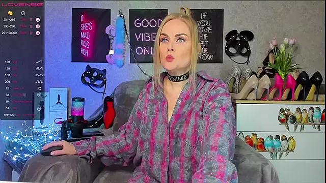 HannaKorsak from StripChat