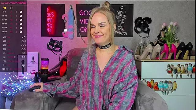 HannaKorsak from StripChat
