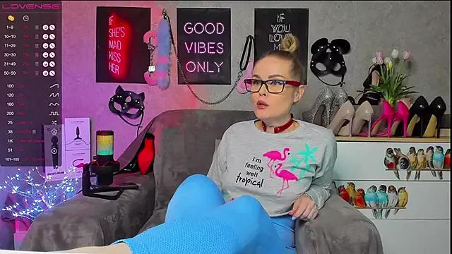HannaKorsak from StripChat
