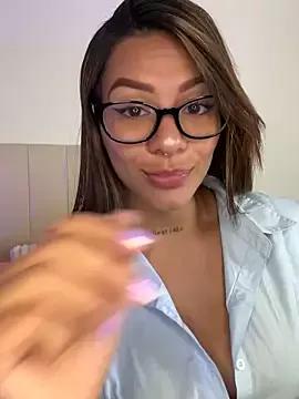 Hannawilliamss from StripChat