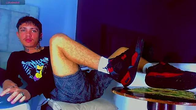 HannibalLester from StripChat