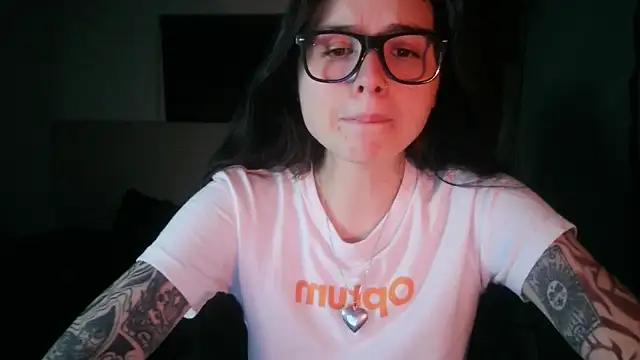 HannieHot_ from StripChat