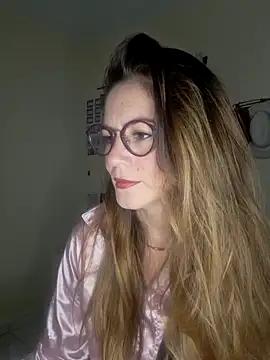 Hanny_24 from StripChat