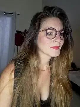 Hanny_24 from StripChat