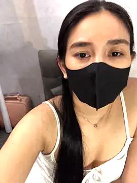 hanny_baby205 from StripChat