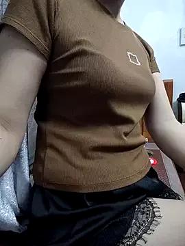 Haralushiaaa from StripChat is Freechat