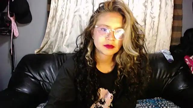 Hathorlove from StripChat