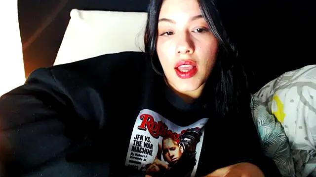 Hathorwarri0r from StripChat