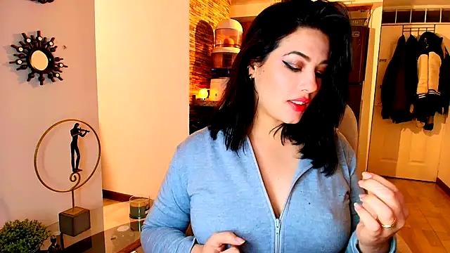 Hathorwarri0r from StripChat