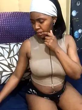 HazelEyesxx25 from StripChat is Freechat