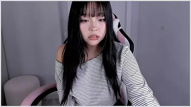hee_young11 from StripChat