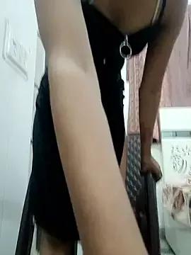 Heena-curvy from StripChat is Freechat