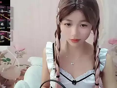 HeIlo-Honey from StripChat is Freechat