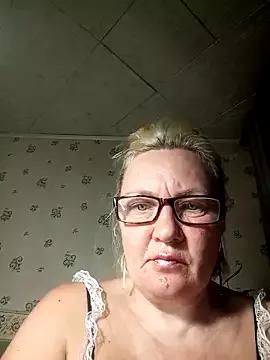 HelenaGlossX from StripChat is Freechat