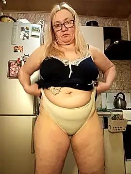 HelenaGlossX from StripChat
