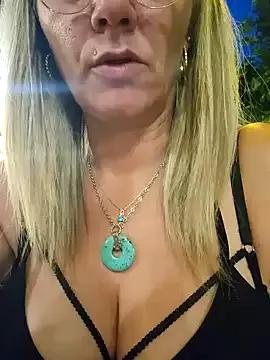 helenecam38 from StripChat is Freechat