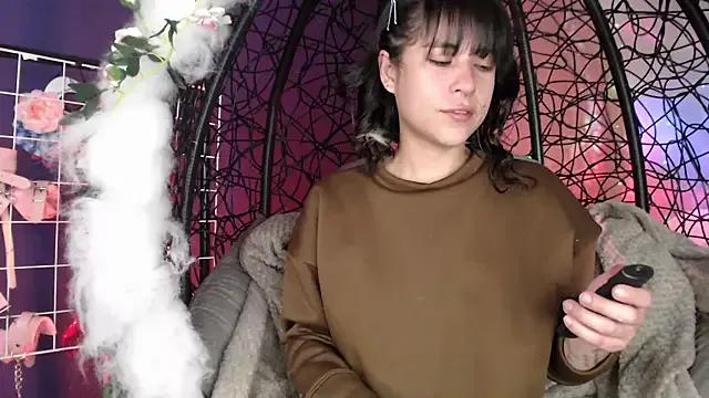 Hellen_dumont from StripChat