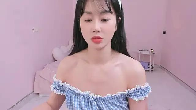 Hello_nani from StripChat is Freechat
