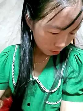 hera-00 from StripChat is Freechat