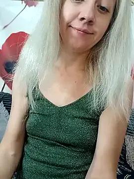 HeronDenni webcams show profile image 