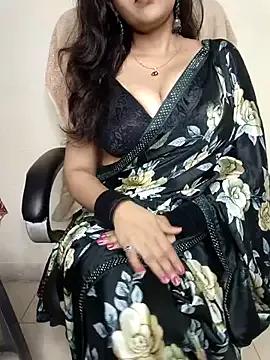 Hey_Jully webcams show profile image 