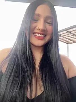 HiilaryFox from StripChat