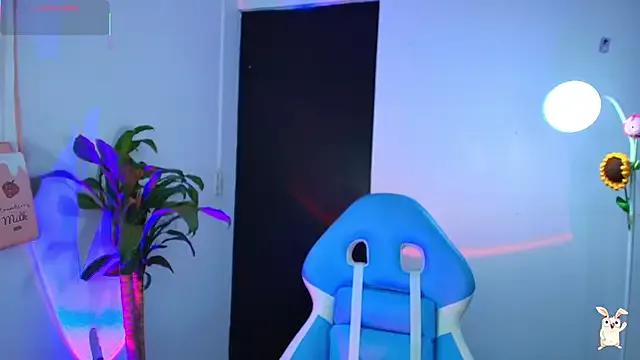 Hinata_21_ webcams show profile image 