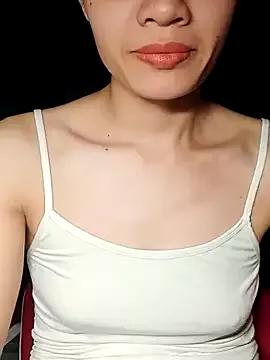 Hinna_x from StripChat