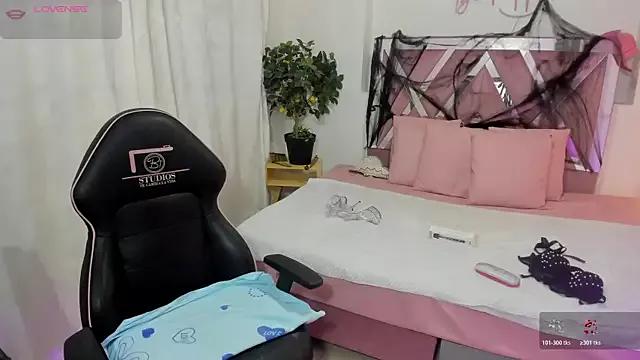 HISIS_TAY from StripChat is Freechat
