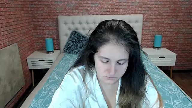 Holliy_Cooper from StripChat