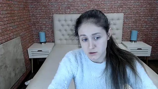 Holliy_Cooper from StripChat
