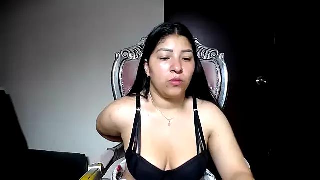 holly20a from StripChat