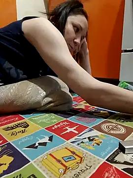 Holly_Bette from StripChat