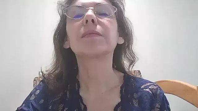 HollyJewel from StripChat