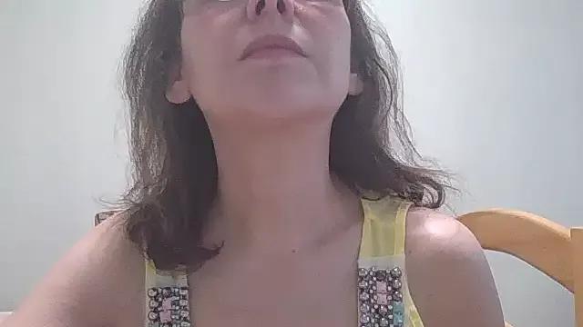 HollyJewel from StripChat