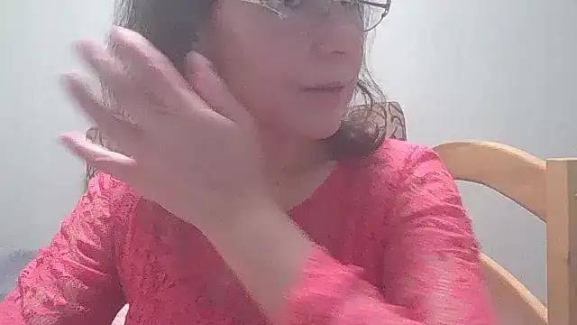 HollyJewel from StripChat