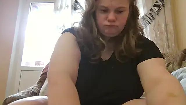 HollyXEva from StripChat